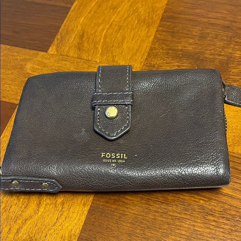 Fossil Dark Brown Leather Clutch Wallet with Gold Logo